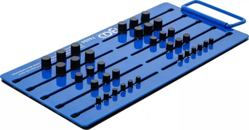 BGS technic Mágneses kitűzőtábla | külső négyszögletes | 36 dugókulcsbetétekhez | 6,3 mm (1/4"), 10 mm (3/8"), 12,5 mm (1/2") (74484)
