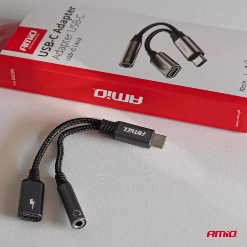 AMiO USB-C – USB-C és 3,5 mm jack elosztóadapter, 10 cm (04295)