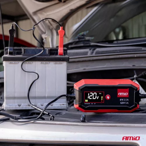 AMiO digitális akkumulátortöltő AGM GEL STD LiFePo4 max. 5A 6/12V PRO (04527)