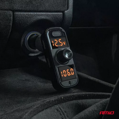 AMiO autós FM-transzmitter 2×USB-A 1×USB-C mircoSD 12V 24V (04653)