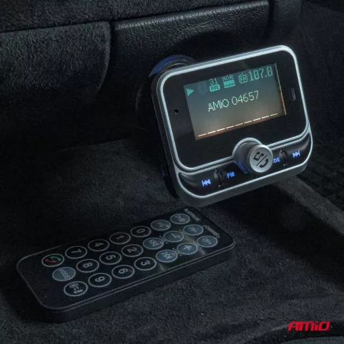 AMiO autós FM-transzmitter távirányítóval, 2×USB-A, 12/24 V (04657)