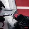 AMiO alumínium házas tapétavágó kés forgógombbal 100x18x0,5mm (04815)