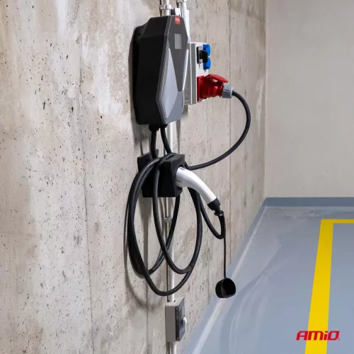 AMiO fali elektromosautó-töltő háromfázisú 22kW 32A 400V (04843)