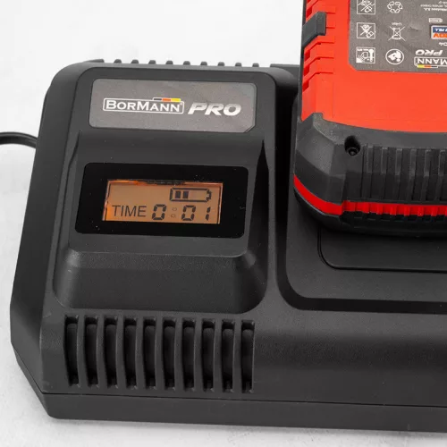 BORMANN Pro Gyorstöltő BORMANN Pro 20 V Li-Ion akkukhoz, 8 A (BBP2010)