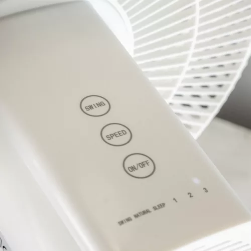 BORMANN ELITE ÁLLÓ VENTILLÁTOR 45W , TÁVIRÁNYÍTÓ ,  Átmérő: 30cm , FEHÉR (BFN4015)
