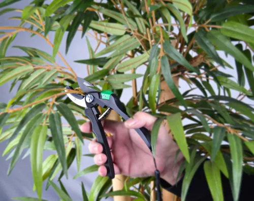 Mannesmann Metszőolló 10 mm vágáskapacitással, tapadásmentes pengével (M63100)