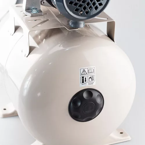 NAKAYAMA PRO Házi vízmű 800 W, 3500 l/óra, 19 literes tartállyal, 38 m emelőmagasság (NP2105)