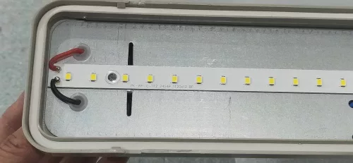 DRAKKAR tömített lámpatest beépített LED-del, 6000 K (82203)