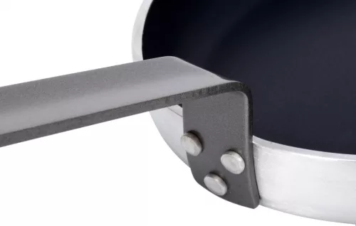 YATO Serpenyő nagykonyhai használatra, 28 cm, háromrétegű PTFE-bevonattal (YG-00132)