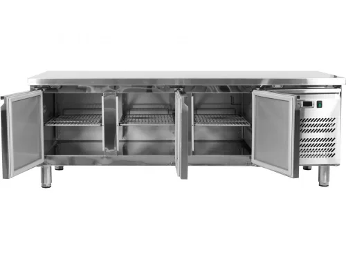 YATO Készüléktartó hűtött munkaasztal 317 l, 3 ajtós, GN 1/1, 700-as (YG-05259)