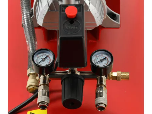 YATO Olajos kompresszor  2200 W (3 LE) 50 literes tartály, 220V (YT-23306)