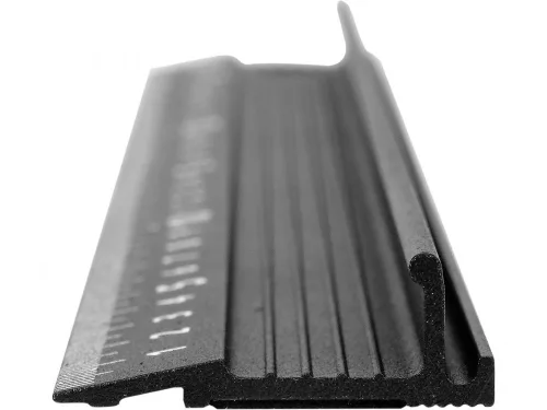 YATO VONALZÓ 200 MM VÉDŐPROFILLAL (YT-70725)