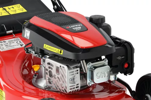 YATO Önjáró benzines fűnyíró Loncin motorral, 139 cm³, 46 cm vágásszélesség, 60 literes fűgyűjtővel (YT-85502)